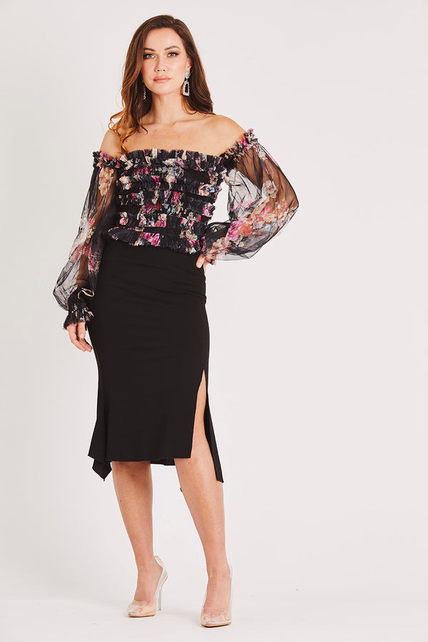 Lace & Beads Rolf Top In Black Floral