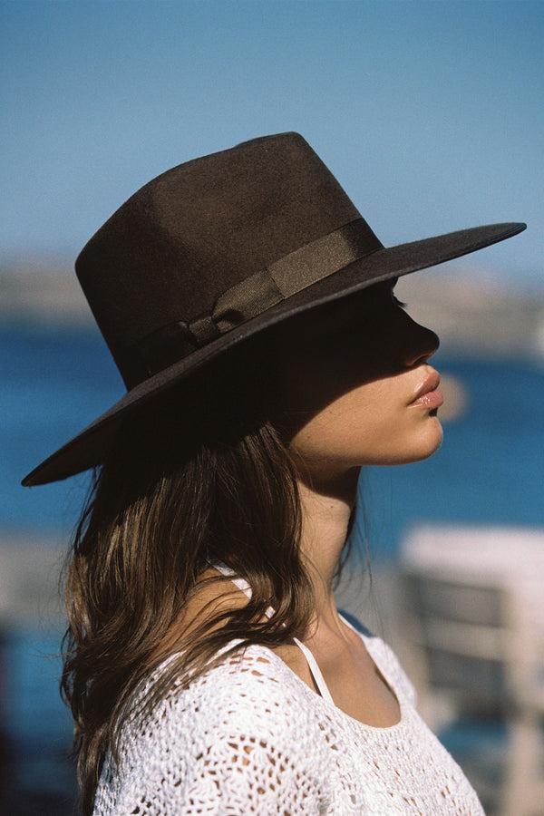 lack of color Espresso Rancher