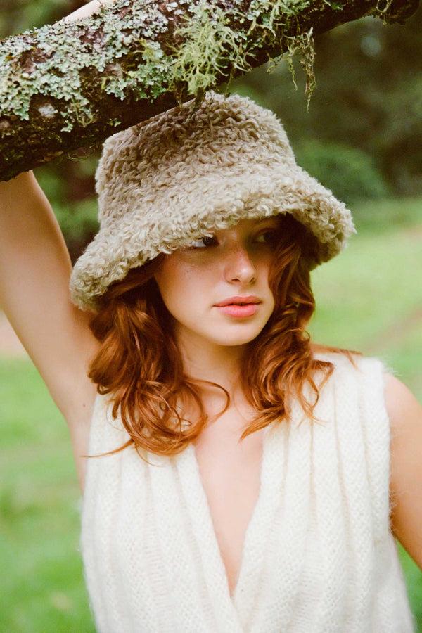 lack of color Fluffy Bucket - Sage