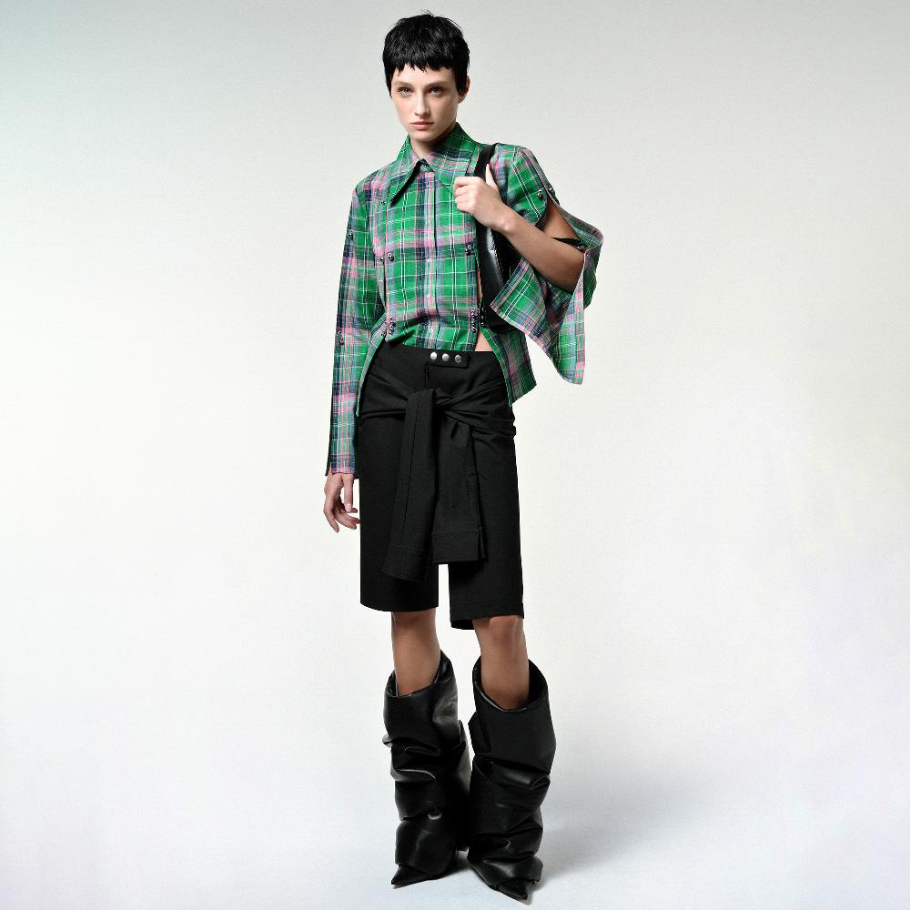 Lado Bokuchava KNOT SHORTS Shorts Black