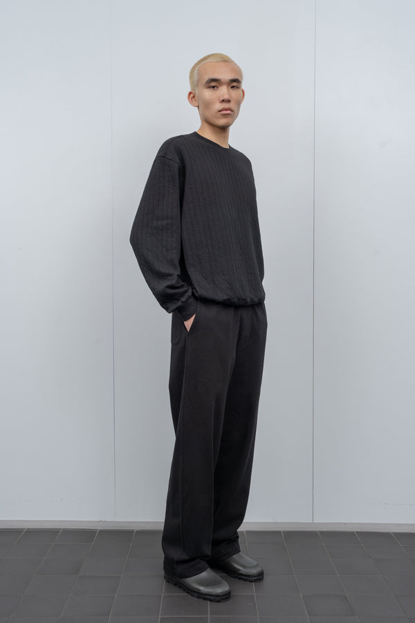 Lady White Co. QUILTED CREWNECK - BLACK