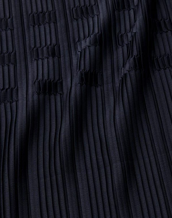 Lafayette148 Recycled Satin Basketweave Plissé Skirt