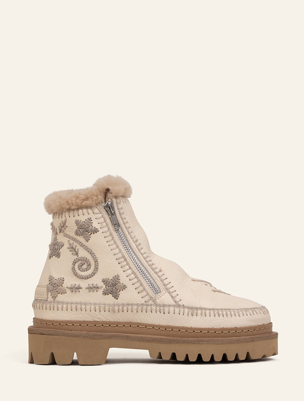 laidbacklondon Setsu 3.0. Paisley Ankle Boot Buttermilk Leather Wheat
