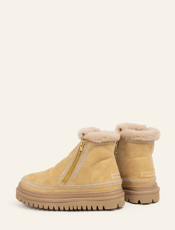 Laidbacklondon Setsu 4.0. Crochet Ankle Boot Buttermilk Suede Wheat