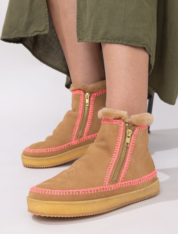 Laidbacklondon Setsu Crochet Ankle Boot Saffron Suede Neon Pink