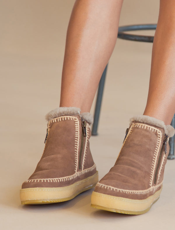 Laidbacklondon Setsu Crochet Side Zip Ankle Boot Camel Suede