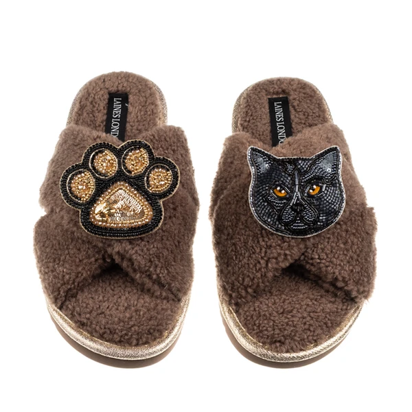 laines london Boucle Slippers With Paw & Black British Shorthair Cat Brooches