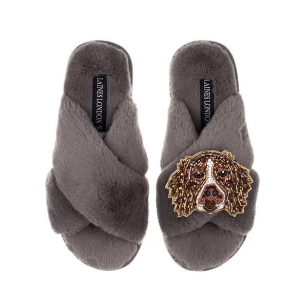 laines london Classic Laines Slippers With Duke The Brown & White Spaniel Brooch