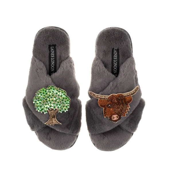 Laines London Classic Laines Slippers With Highland Cow & Oak Tree Brooches