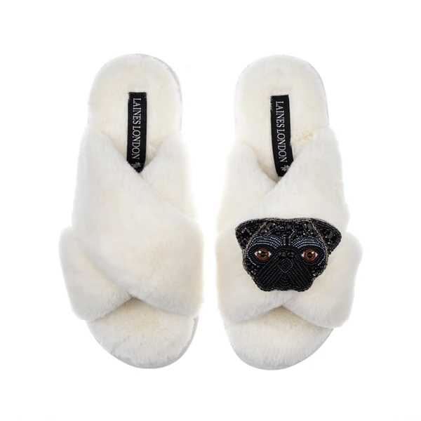 laines london Classic Laines Slippers With Snoopy The Pug Brooch