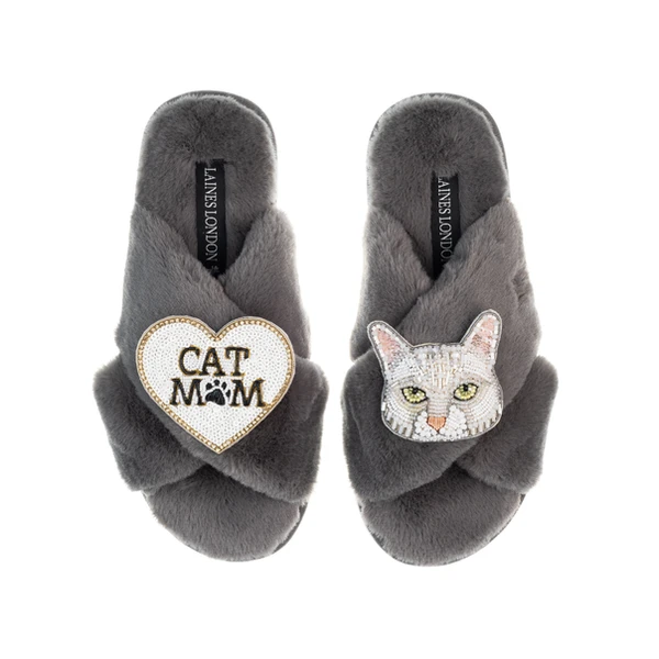 Laines London Classic Laines Slippers With White Lily Cat & Cat Mum / Mom Brooches