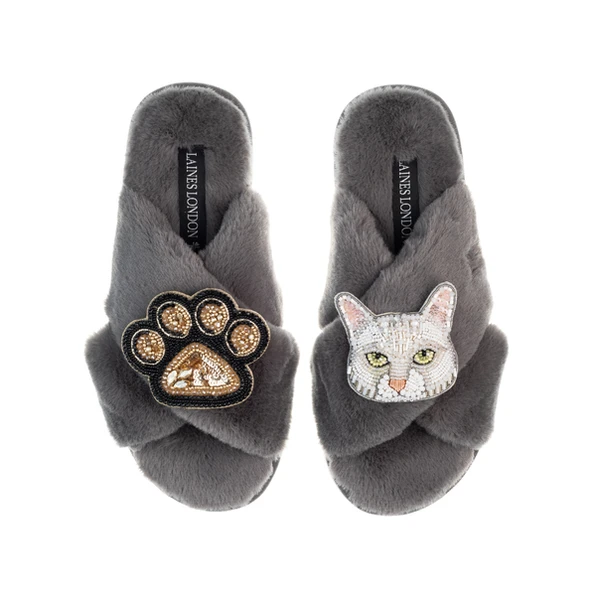 Laines London Classic Laines Slippers With White Lily Cat & Paw Brooch