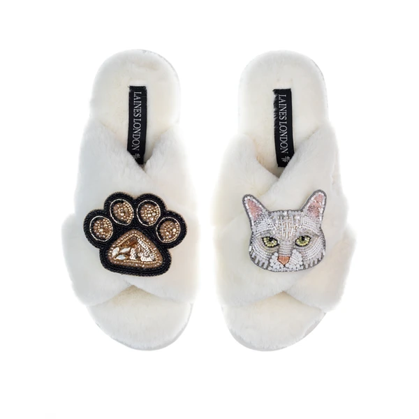 laines london Classic Laines Slippers With White Lily Cat & Paw Brooch