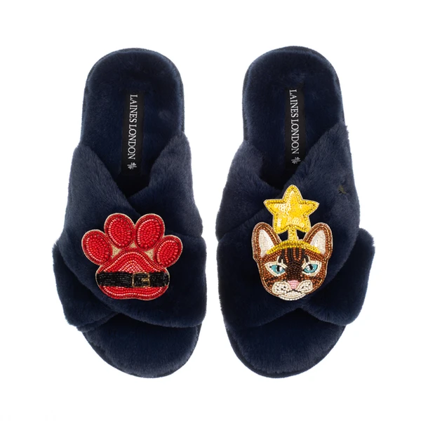 Laines London Classic Slippers With Christmas Brown/Orange Tabby Cat & Paw Brooches