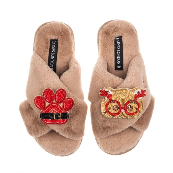Laines London Classic Slippers With Christmas Golden British Shorthair Cat & Paw Brooches