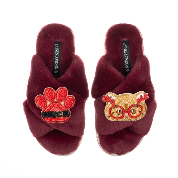 laines london Classic Slippers With Christmas Golden British Shorthair Cat & Paw Brooches