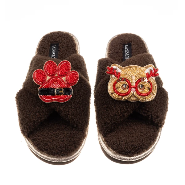 laines london Laines Neutral Boucle Slippers With Christmas Golden British Shorthair Cat & Paw