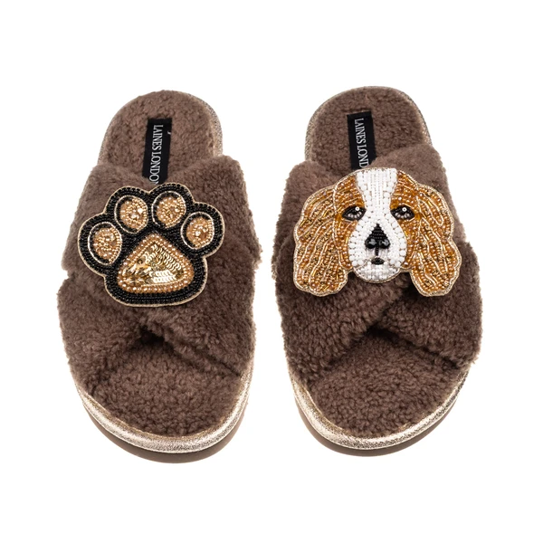 Laines London Laines Neutral Boucle Slippers With Lady The King Charles & Paw Brooches
