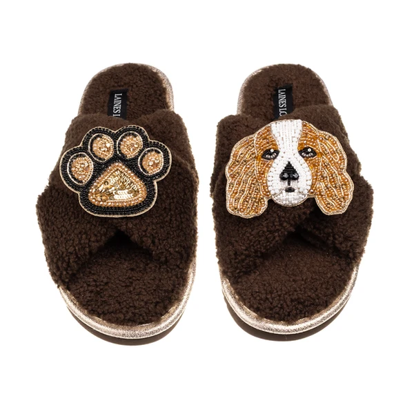 Laines London Laines Neutral Boucle Slippers With Lady The King Charles & Paw Brooches