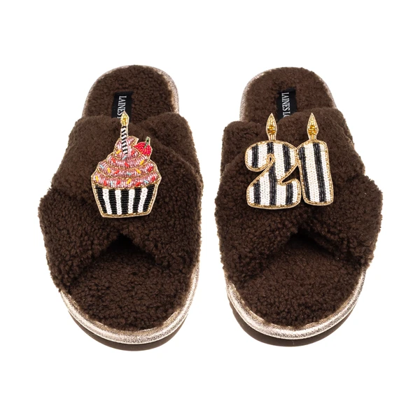Laines London Laines Neutral Boucle Slippers With Stripe 21ST Birthday & Cake Brooches