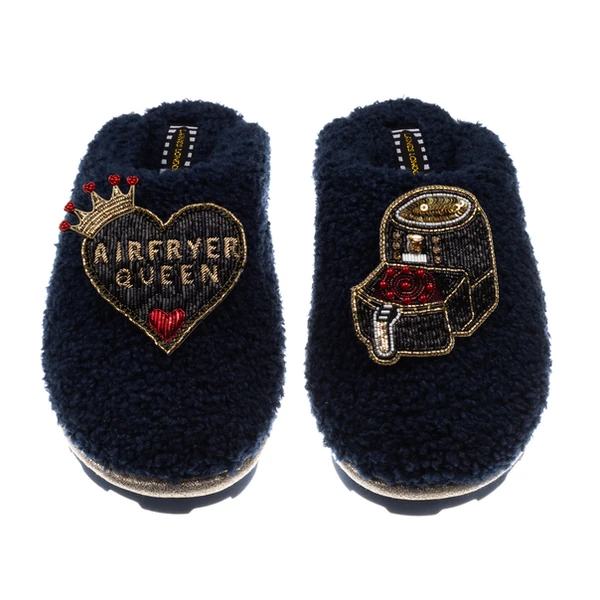 Laines London Teddy Closed Toe Slippers With Airfryer Queen Brooches