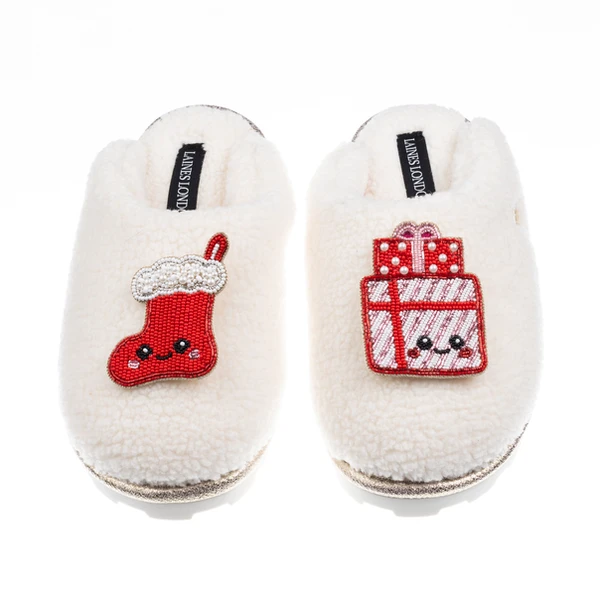 Laines London Teddy Closed Toe Slippers With Christmas Lovable Stocking & Gift Brooches