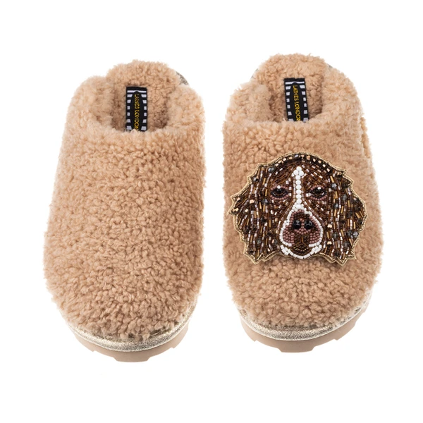 Laines London Teddy Closed Toe Slippers With Duke The Brown & White Spaniel Brooch