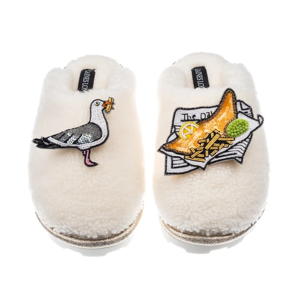 laines london Teddy Closed Toe Slippers With Fish & Chips & Cheeky Seagull Brooches