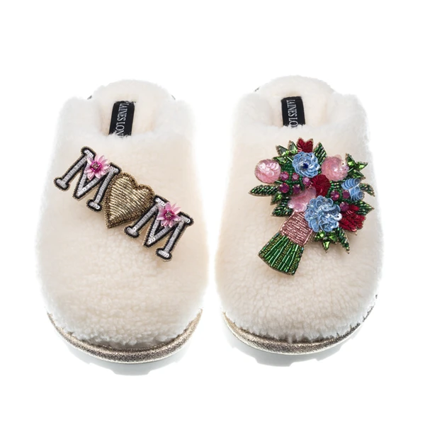 Laines London Teddy Closed Toe Slippers With Flower Bouquet & Mum / Mom Brooches