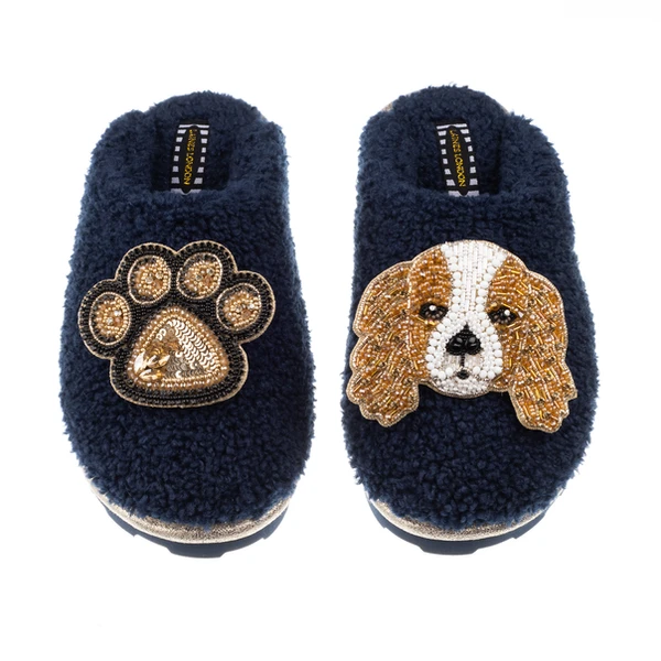 Laines London Teddy Closed Toe Slippers With Lady & Paw Brooches