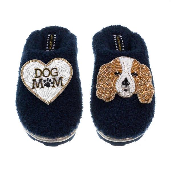 laines london Teddy Closed Toe Slippers With Lady The Cavalier & Dog Mum / Mom Brooches