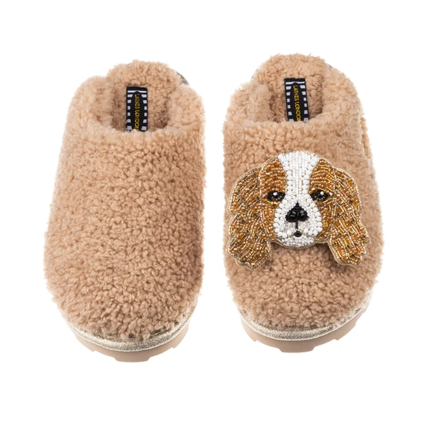 Laines London Teddy Closed Toe Slippers With Lady The King Charles Cavalier Brooch