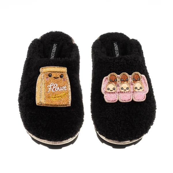 Laines London Teddy Closed Toe Slippers With Laines Lovables Flour & Eggs Brooches