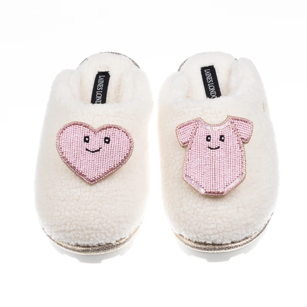 Laines London Teddy Closed Toe Slippers With Laines Lovables Pink Love & Baby Grow Brooches
