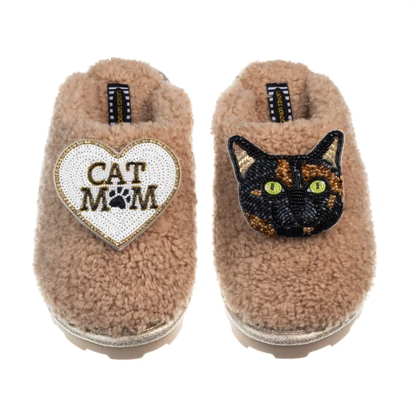 Laines London Teddy Closed Toe Slippers With Misty Cat & Cat Mum / Mom Brooches