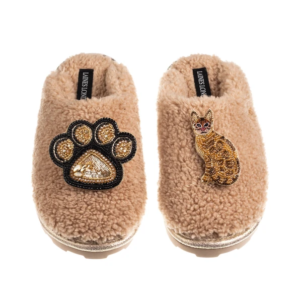 Laines London Teddy Closed Toe Slippers With Paw & Bengal Cat Brooches