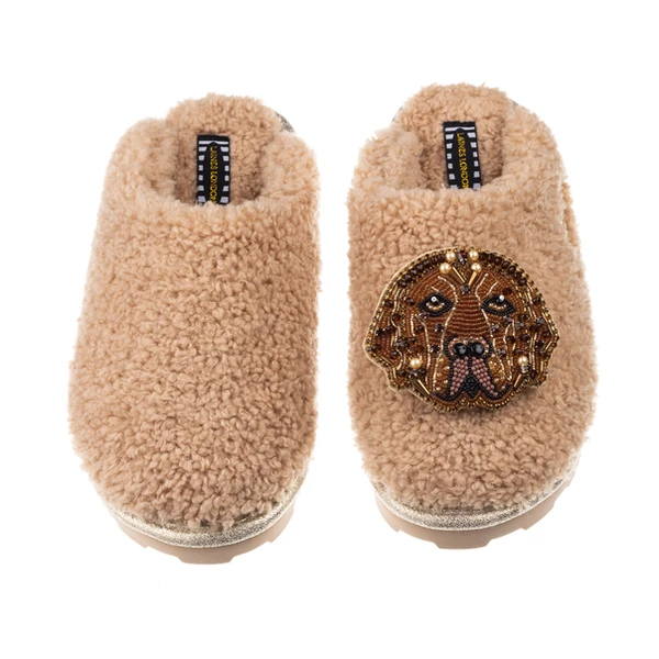Laines London Teddy Closed Toe Slippers With Rocco The Chocolate Lab Brooch