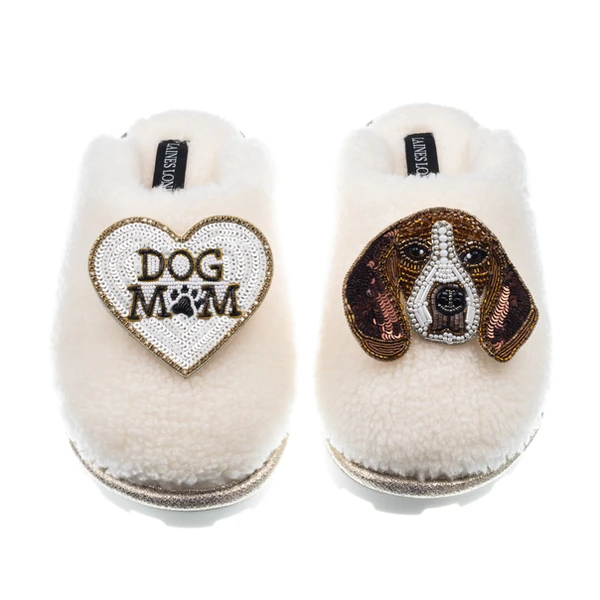 Laines London Teddy Closed Toe Slippers With Ziggy The Beagle & Dog Mum / Mom Brooches