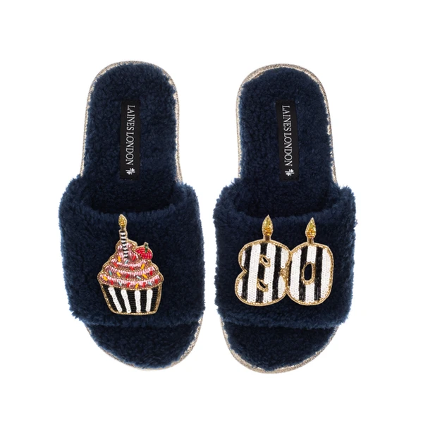 Laines London Teddy Toweling Slipper Slider With Stripe 80TH Birthday & Cake Brooches