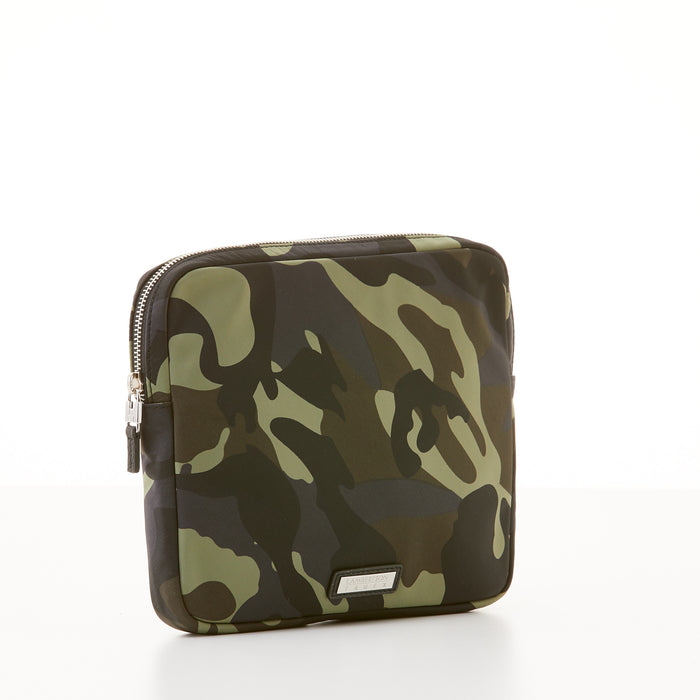 Lambertson Truex Organizer Clutch - Camo Nylon Sport
