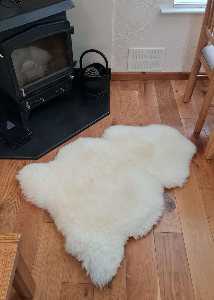 lambland British Premium Natural White Sheepskin Rug