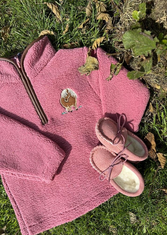Lambland Children’s Quarter Zip Berber Fleece With Pony Embroidery – Pink