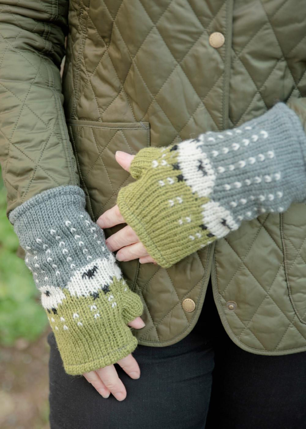 Lambland Chunky Knit Sheep Fingerless Mittens And Bobble Hat Set – Green