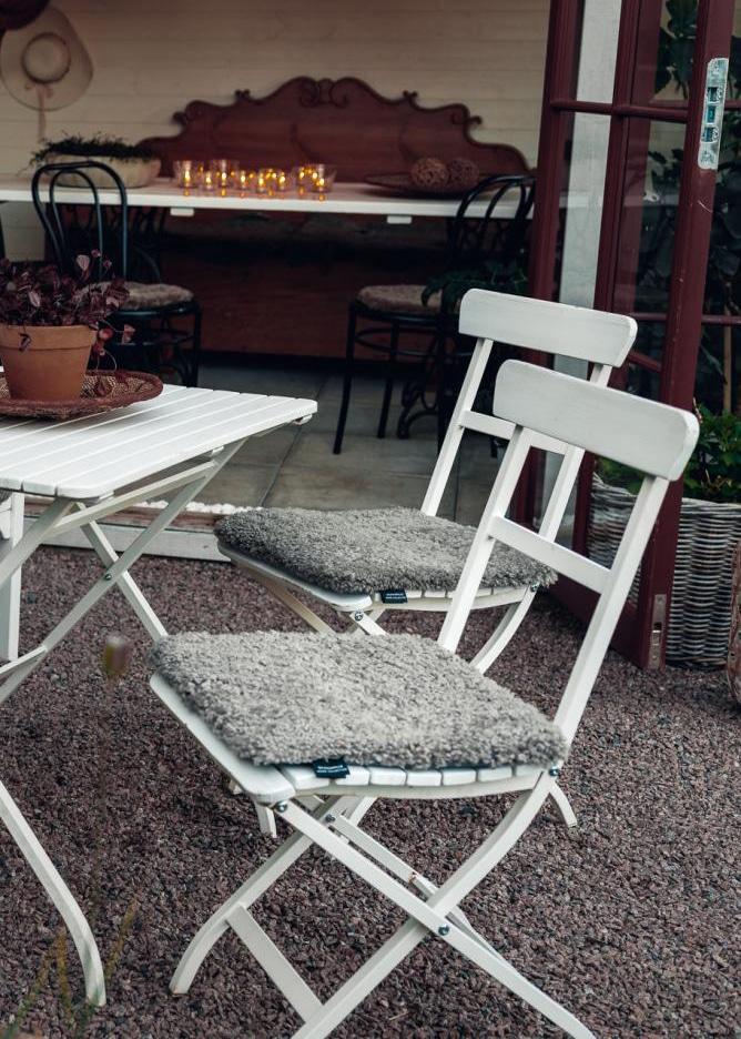 lambland Curly Sheepskin Square Seat Pad with Filling