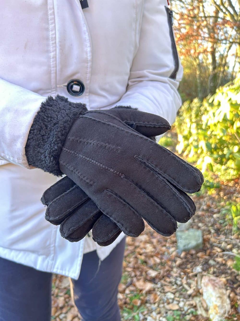 Lambland Ladies Genuine Sheepskin Cuffed Panel Gloves