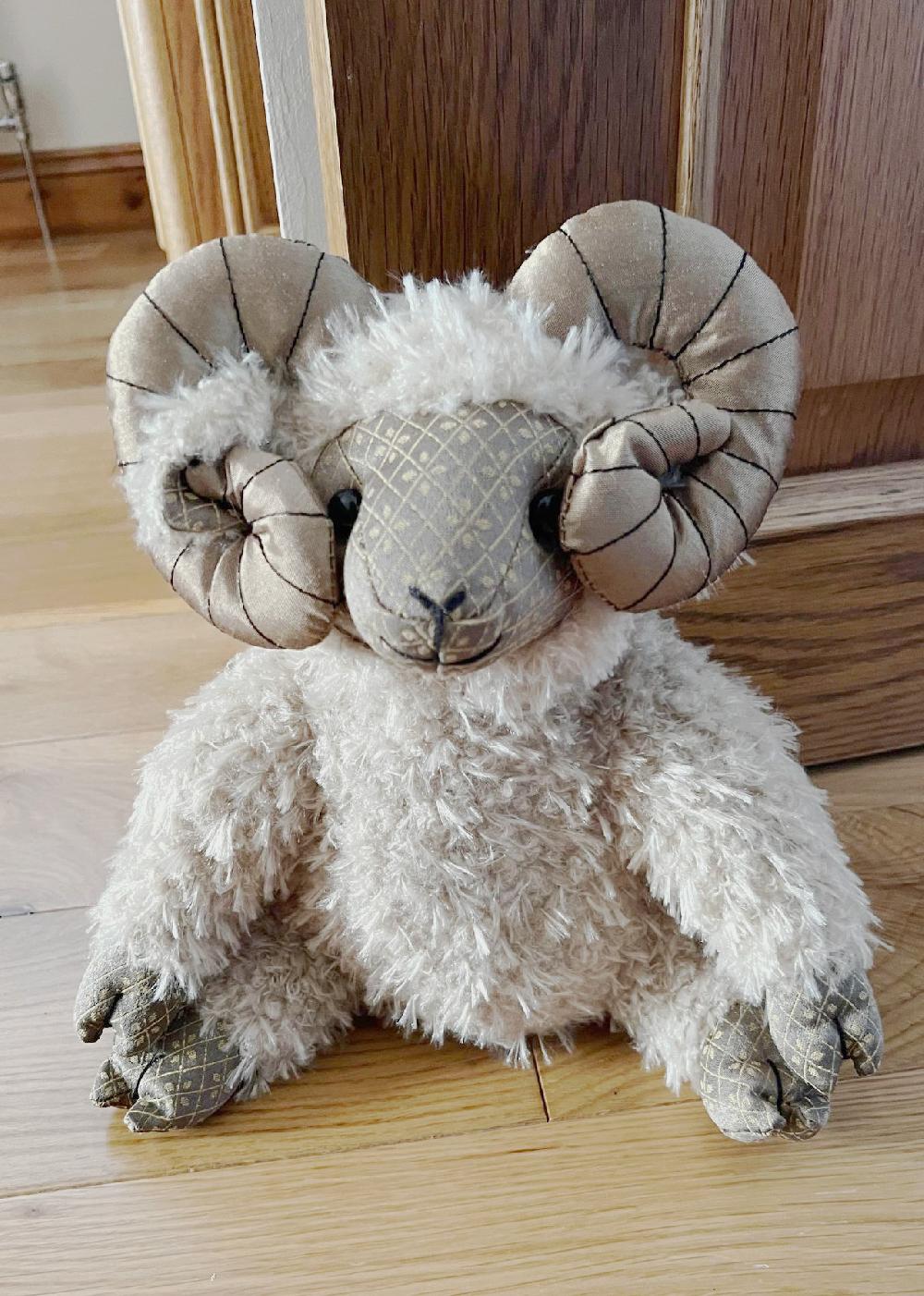 lambland Aaron Ram Sheep Doorstop