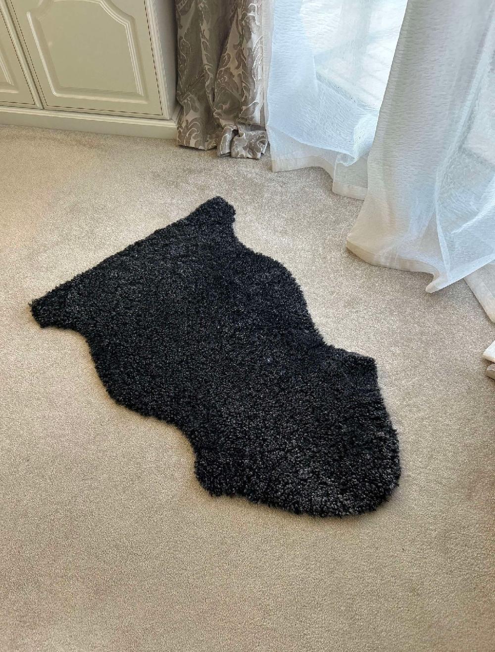 Lambland Australian Dark Grey Curly Sheepskin Rug