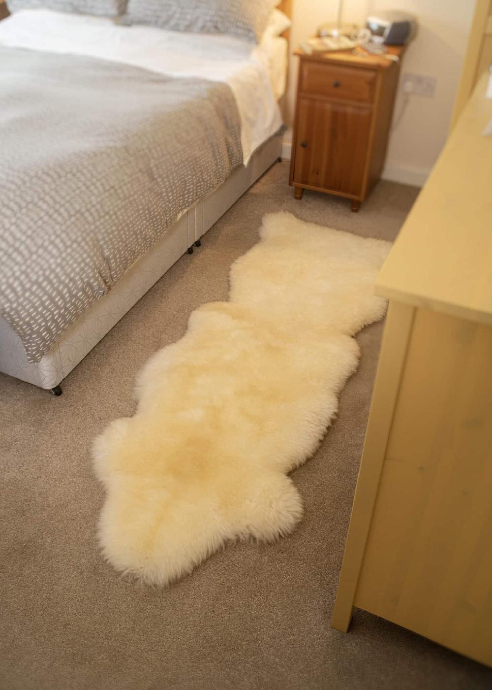 Lambland British Ivory Sheepskin Armchair Liner