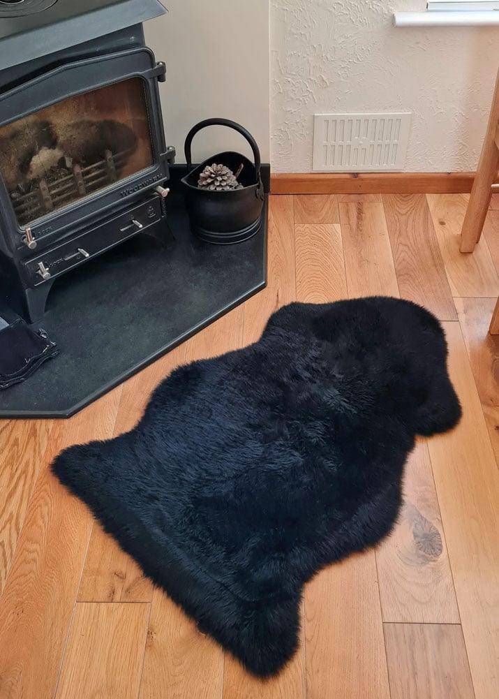 lambland British Premium Black Sheepskin Rug