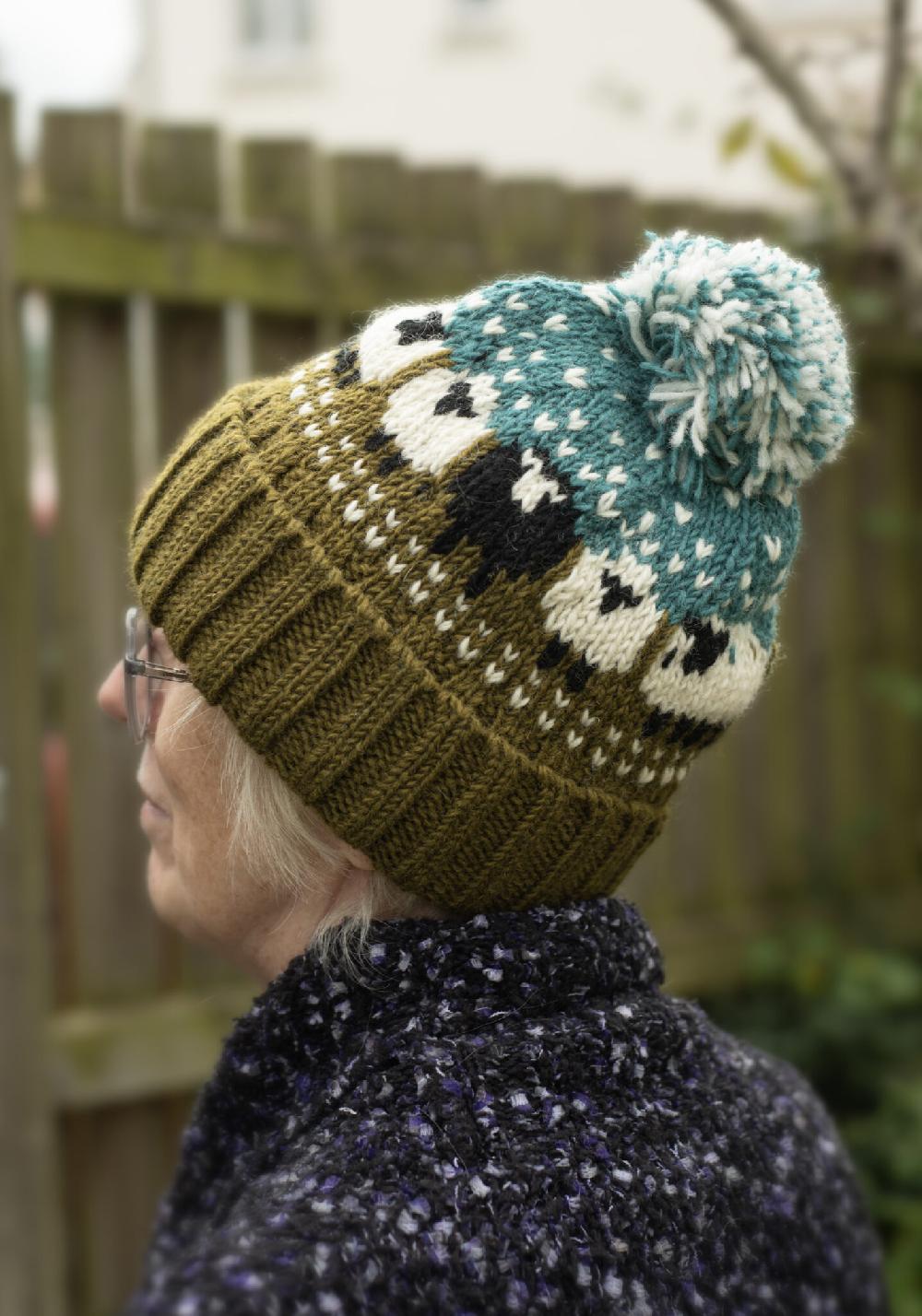 lambland Chunky Knit Sheep Bobble Hat – Khaki